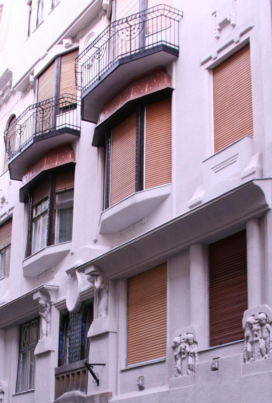 Blue Rose Apartment Budapest Bagian luar foto