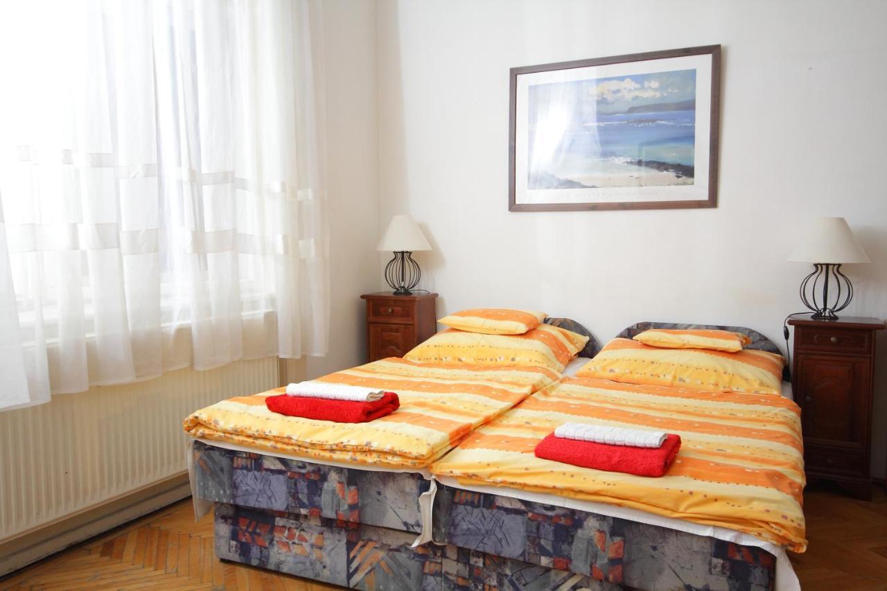 Blue Rose Apartment Budapest Bagian luar foto